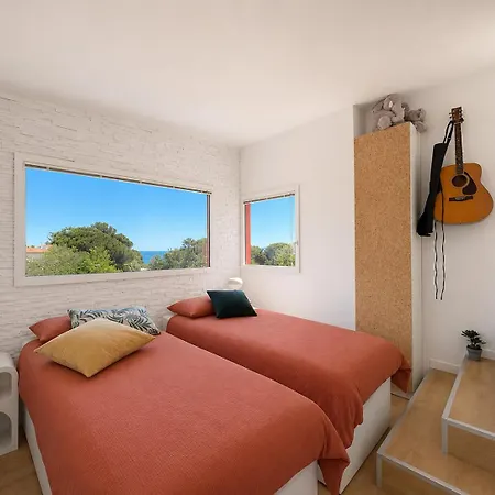 Panoramic Sea View, Rooftop, Air Conditioning, 2 Bedrooms, Parking Grimaud