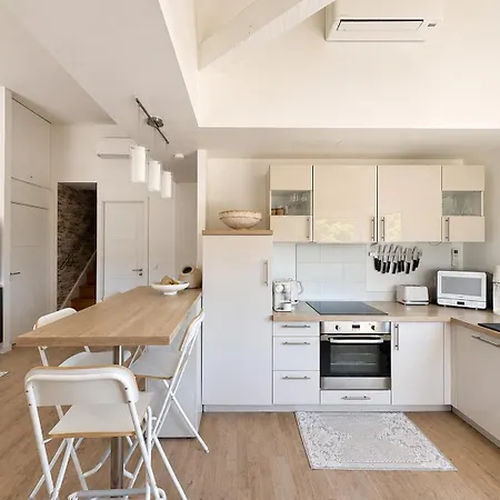 Panoramic Sea View, Rooftop, Air Conditioning, 2 Bedrooms, Parking 公寓 格里莫