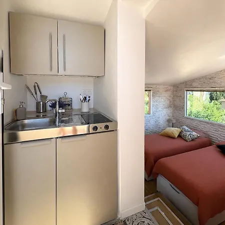 Panoramic Sea View, Rooftop, Air Conditioning, 2 Bedrooms, Parking 公寓 格里莫