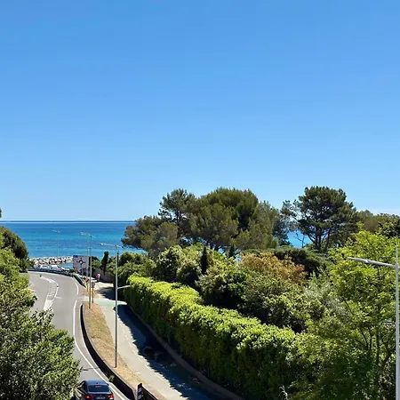 Apartman Panoramic Sea View, Rooftop, Air Conditioning, 2 Bedrooms, Parking Grimaud